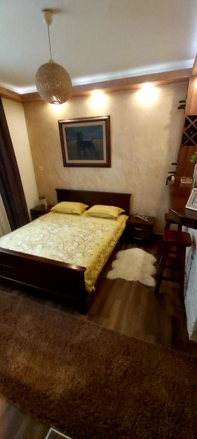 Apartmani Vuk Cetinje Exterior photo